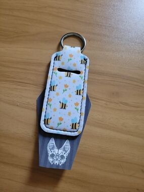 💀NEW💀 Hand Crafted Bee Print Chapstick Holder Keychain
